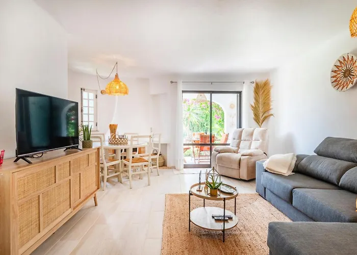 Dream House In Clube Αλμπουφέιρα