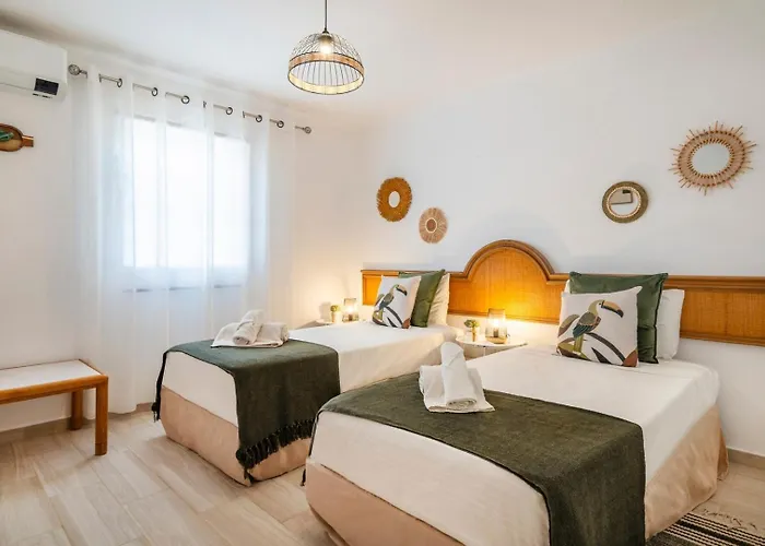 Dream House In Clube