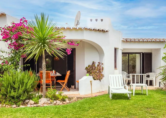 فيلة Dream House In Clube